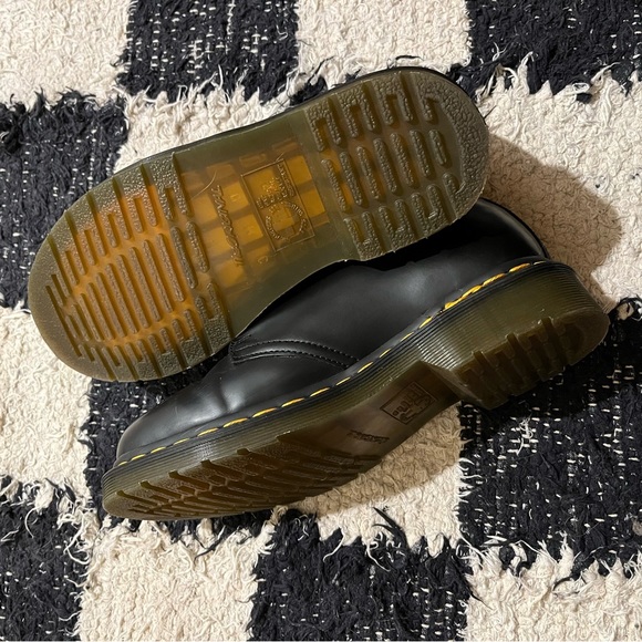 doc martens oxfords size 7 - Picture 4 of 5